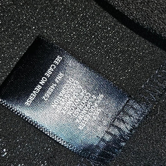 Torrid 2 black lace accent swing top NWT - Picture 4 of 10